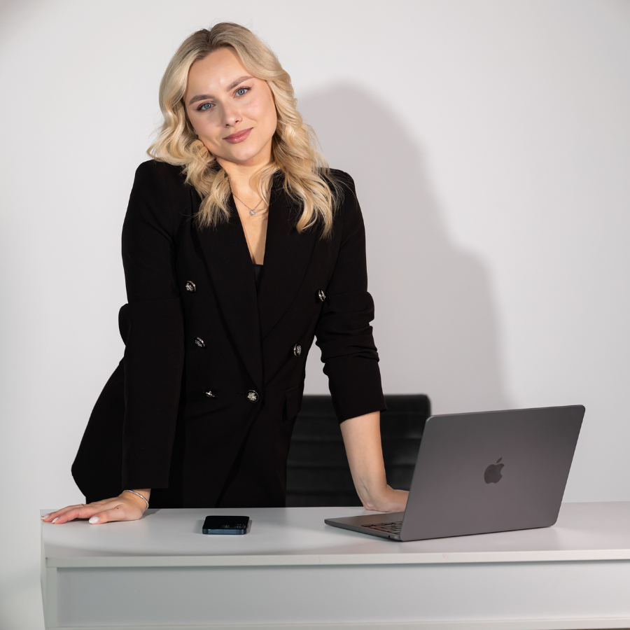 Home 1 Poze website 2